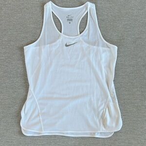 NIKE TANK TOP | medium | new